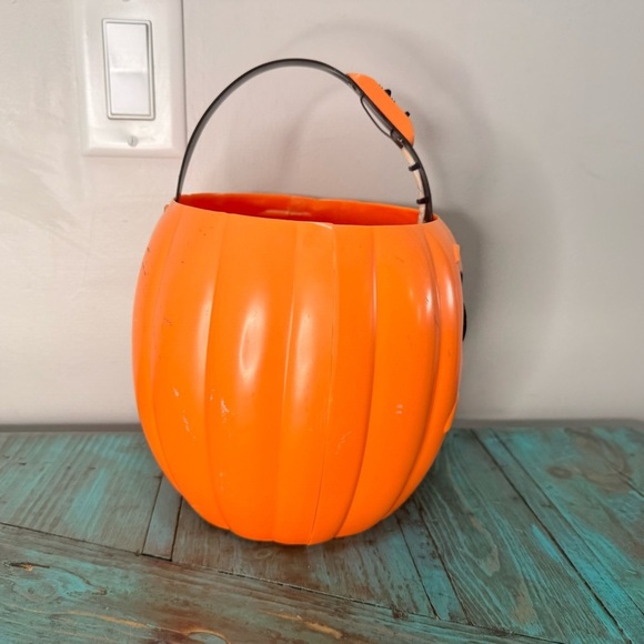 Vintage Monocore 1998 Scary Light Up Eyes Jack-O-Lantern Trick Or Treat Bucket - Picture 9 of 11
